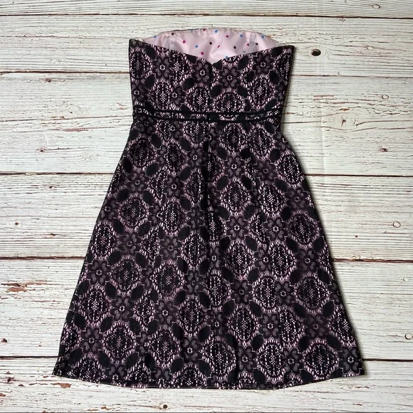 Helen Wang NYC Pink with Black Lace Strapless Fit and Flare Dress Sz 4 - Picture 12 of 16